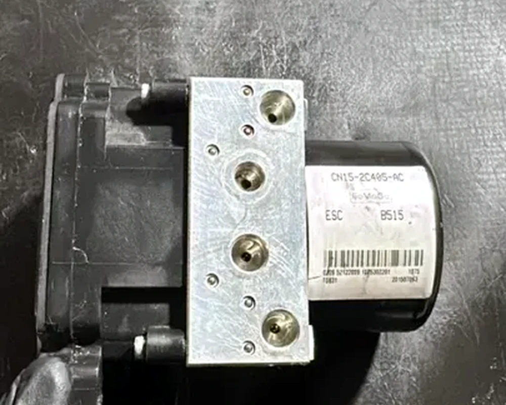 Módulo ABS Ford EcoSport CN152C405AC